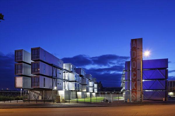 法国 CitéA Docks 集装箱学生宿舍夜景,集装箱房屋,集装箱活动房,住人集装箱,集装箱住宅,集装箱建筑