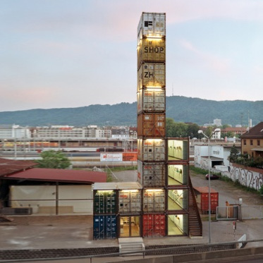 低碳时尚的集装箱建筑:瑞士苏黎世FREITAG旗舰店(1)